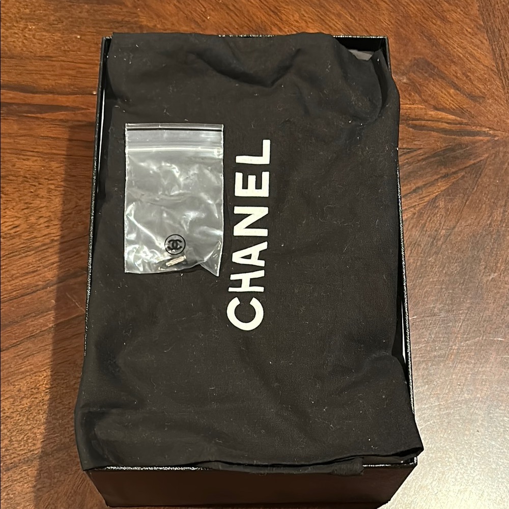 Authentic Chanel Black and Cream Women's High Heels - Picture 13 of 15